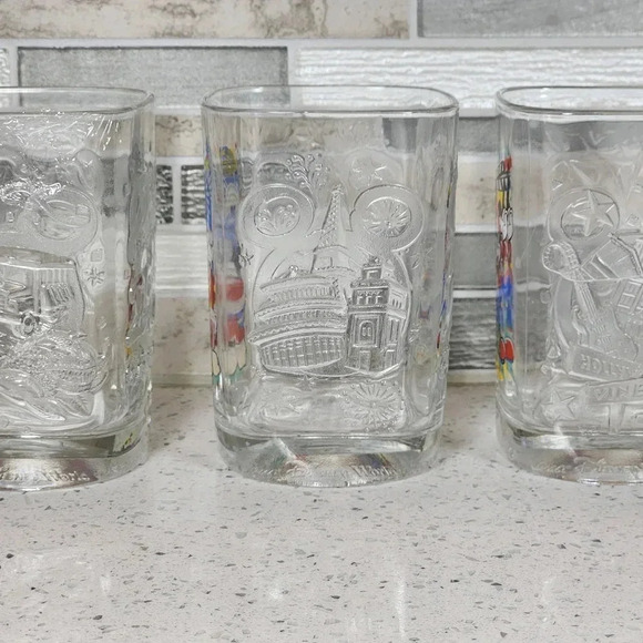 Vintage Set of 3 Promotional McDonalds & Walt Disney Celebration - Picture 3 of 9